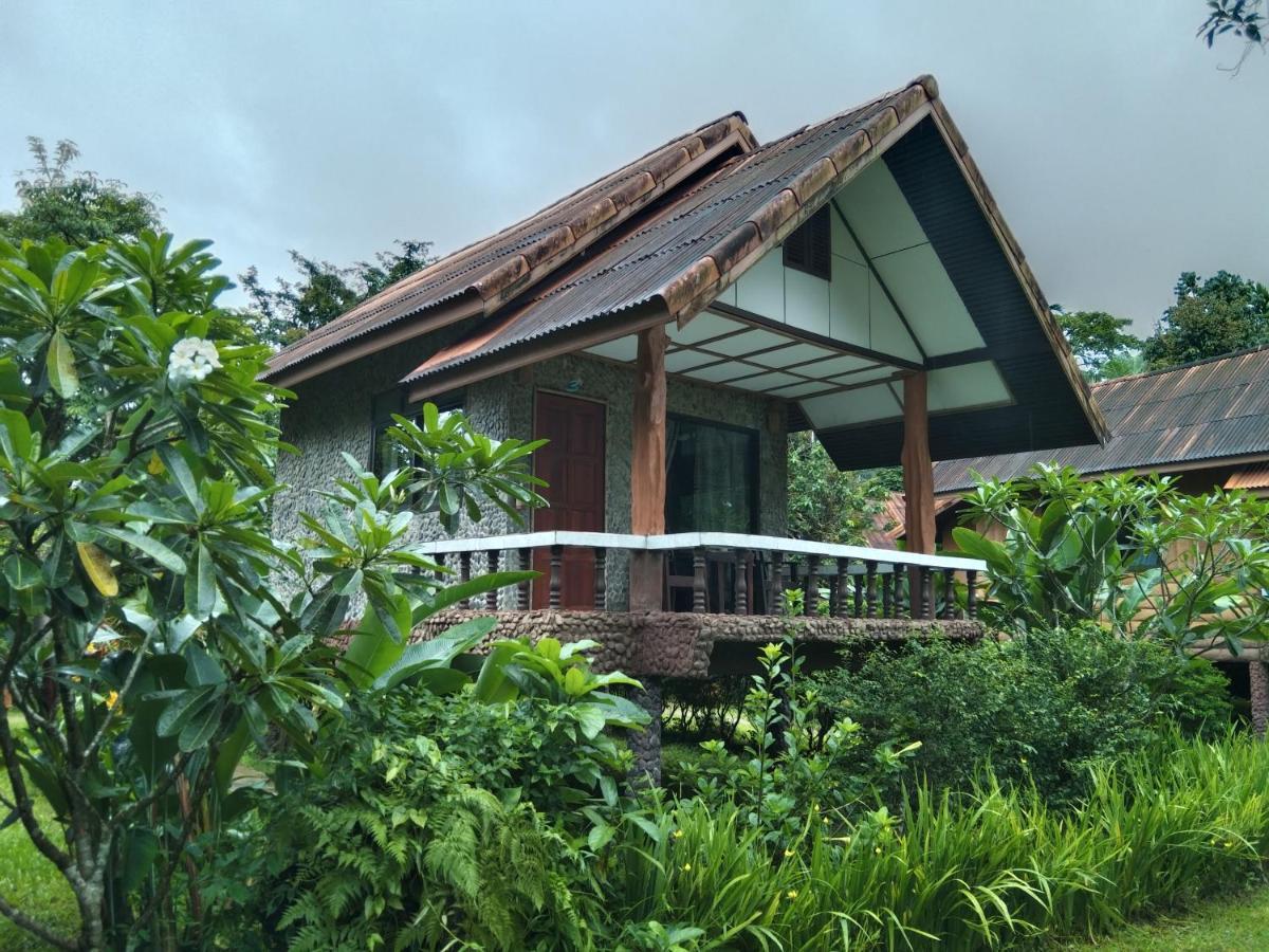 Khao Sok River & Jungle Resort Khao Sok National Park Exteriör bild